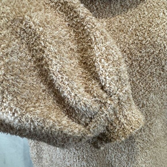 Jessica Simpson super soft and fluffy tan teddy bear sweater size small - Picture 3 of 7